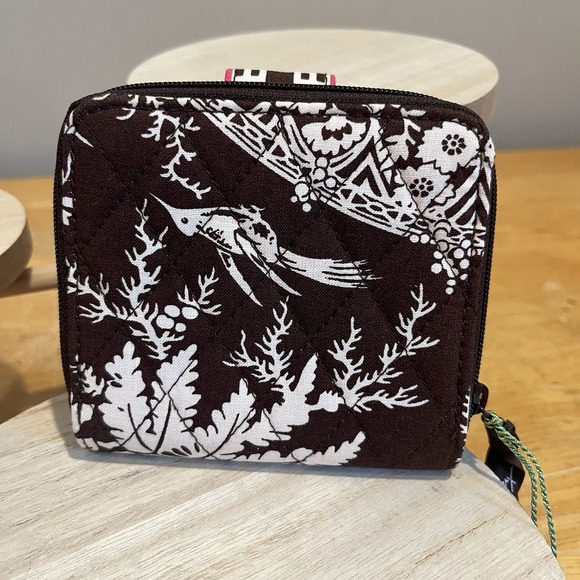 Vera Bradley Mini Zip Wallet Imperial Toile Zip Around Brown White New With Tags - Picture 3 of 5